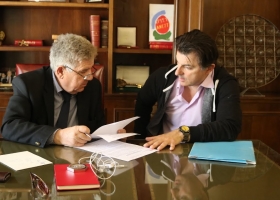 Δήμαρχος   Τσίκας